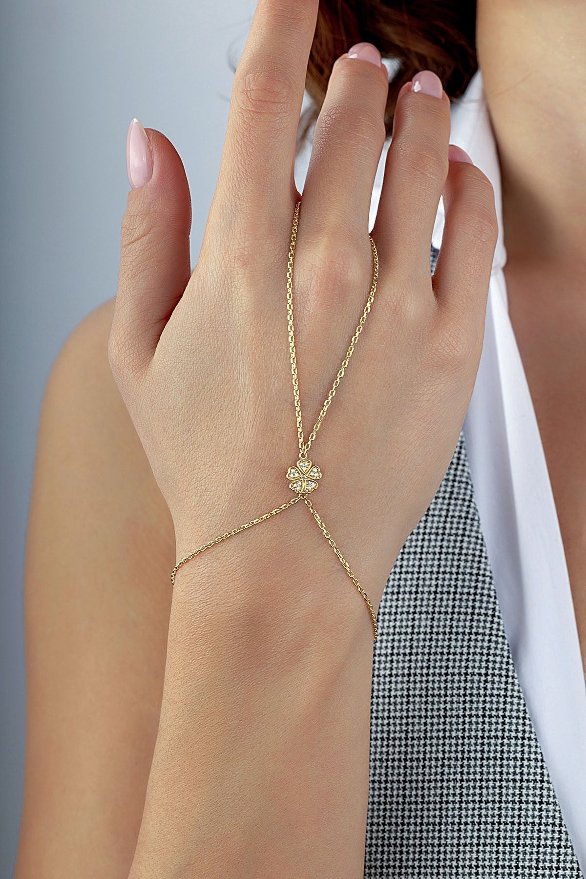 14K 5 Leaf Floral Gold Hand Chain Bracelet