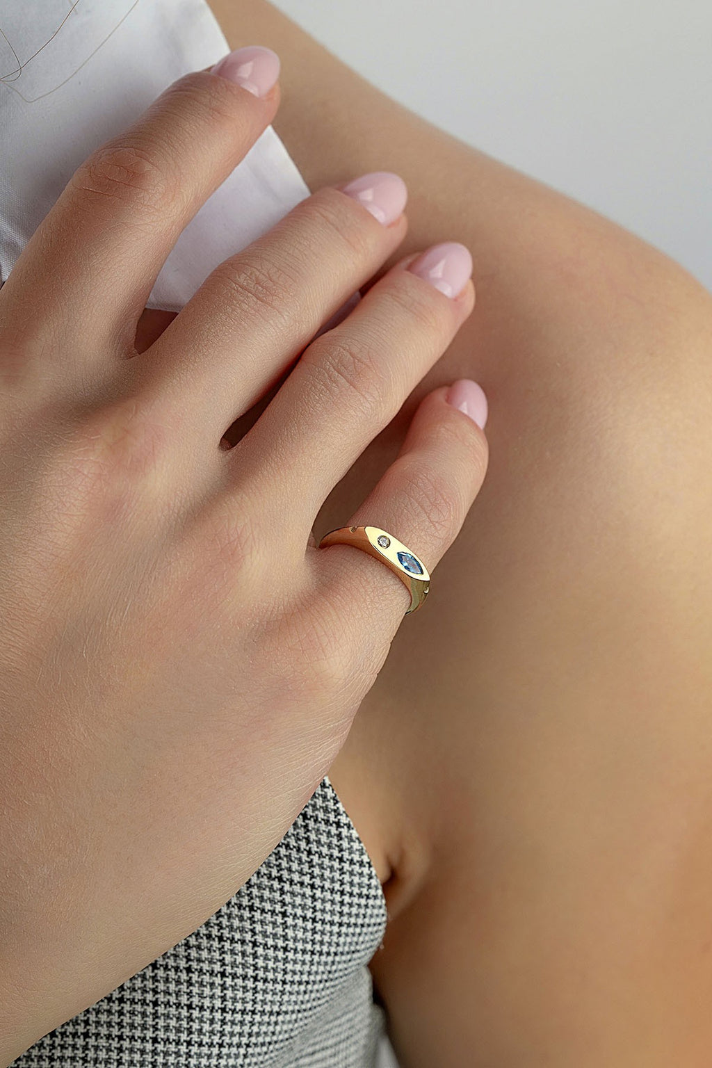 Diamond-Shaped Turquoise Stone-Set Pinky Gold Ring