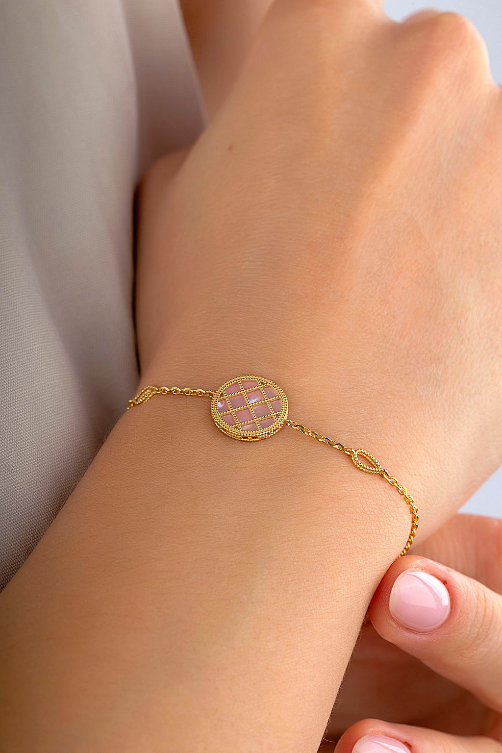Reversible Pink White Mother-of-Pearl Gold Bracelet